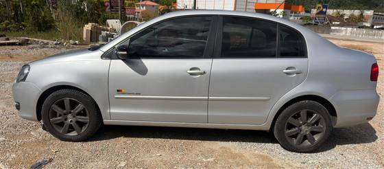 VOLKSWAGEN POLO SEDAN 1.6 MI COMFORTLINE 8V FLEX 4P MANUAL